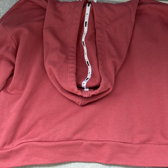 Puma Cropped Sweatshirt - Picture 4 of 5